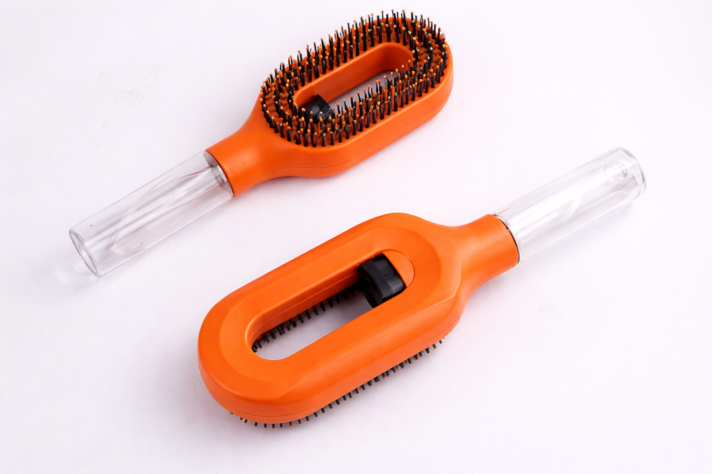 SleekComb Pro™ | 2-in-1 Spray Hair Brush for Smooth & Frizz-Free Styling